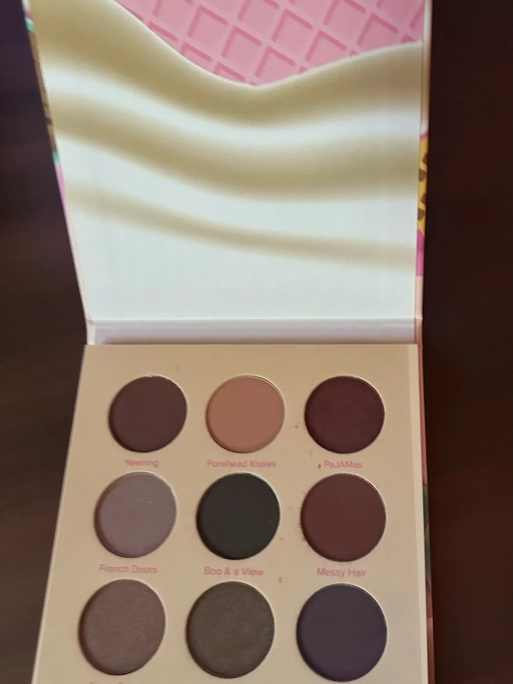 BEAUTY BAKERIE BREAKFAST IN BED EYESHADOW PALETTE